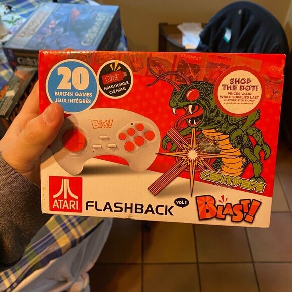Atari Flashback Blast Vol. 1 (20) Retro Games, Wireless Console - Picture 2 of 4